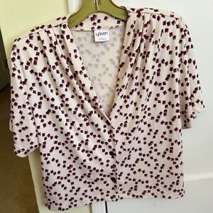 Aileen Print Blouse sz Lg Short-sleeved lightly worn a few times.